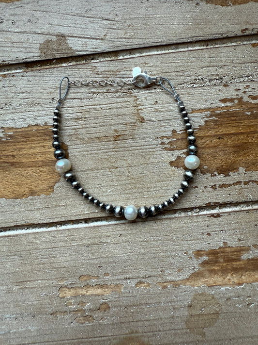 Sterling Silver and Freshwater Pearl Bracelet "The Birdie'