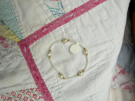 The Linny - Stretch Bracelet